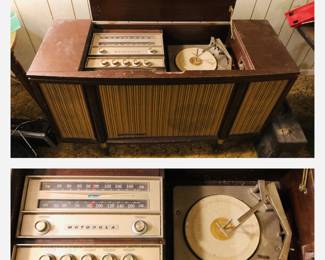Motorola Radio & Turntable (works)