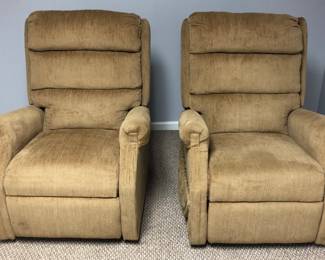Pair of Beige Pushback Recliners EUC