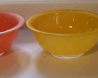 1980’s Vintage Pyrex Clear Bottom Mixing Nesting  Bowl Set 