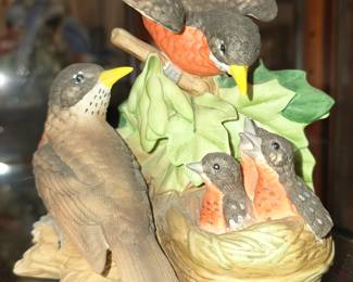 Bird figurines