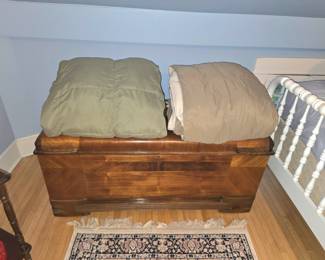 Waterfall blanket chest
