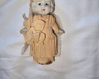 Jointed Porcelain bride doll