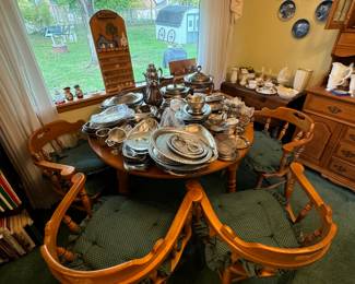 Dining table and chairs with leaves