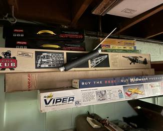 Model planes