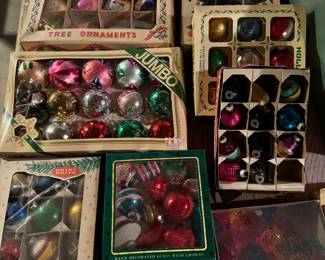 christmas bulbs