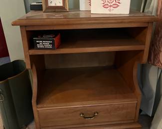 Drexel maple bedroom set