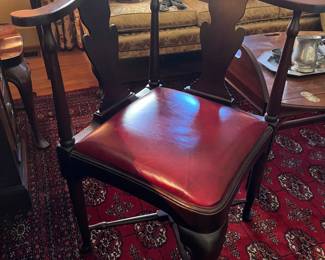 Queen Anne corner chair