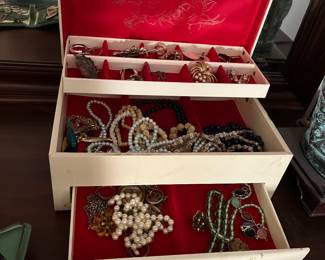 vintage costume jewelry