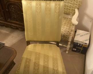 One of the 4 dining room chairs