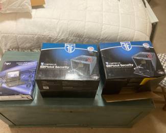 Pistol safes never opened