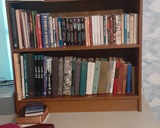 More books. Touchlamp.