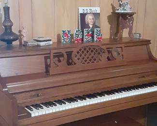 Kimbell Piano W/Stool