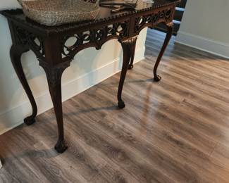 ANTIQUE ORNATE TABLE