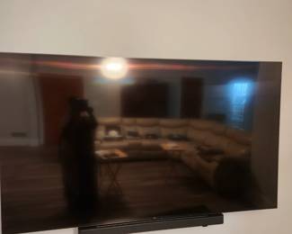 85-INCH TV WITH SPEAKERS AND SOUND BAR