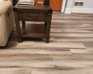 MATCHING WOODEN END TABLE