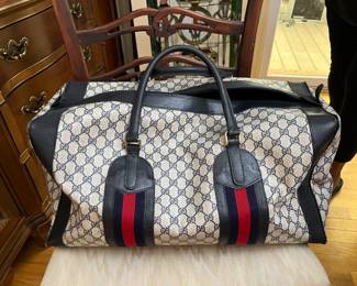 GUCCI DUFFLE BAG