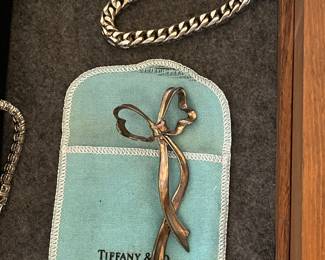 TIFFANY STERLING BOW PIN