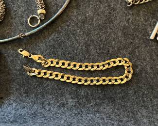 GOLD BRACELET