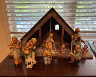 1951 Hummel Goebel Nativity Scene 11 Pc Figurine Set & Creche.