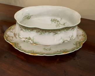 Haviland & Co Limoges Sauce Bowl with Underplate. Photo 1 of 3.