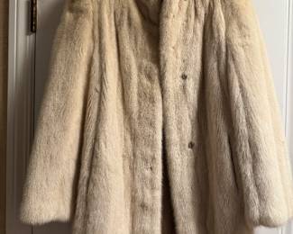White Mink Coat. Size S.