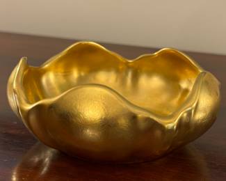 Pickard 24K Gold Rose & Daisy Tulip Bowl. Photo 2 of 3.