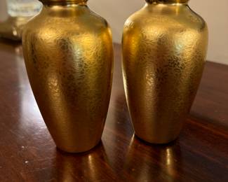Pair of Small Pickard 24K Gold Rose & Daisy Bud Vases. Photo 1 of 2.