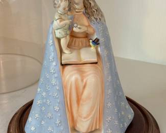 Vintage Hummel Madonna & Child Figurine - 2 Available. Photo 1 of 2.