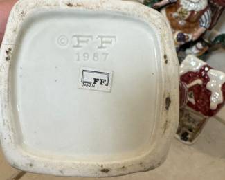 Fitz & Floyd Vintage Christmas Coffee, Tea, Cream & Sugar Set. Photo 2 of 2.