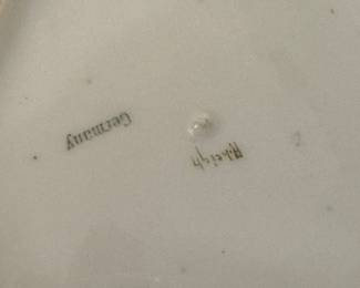 German Porcelain Basket. Photo 1 of 2.