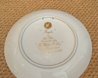 Edna Hibel "Kaylin Collector" Plate. Photo 2 of 2.