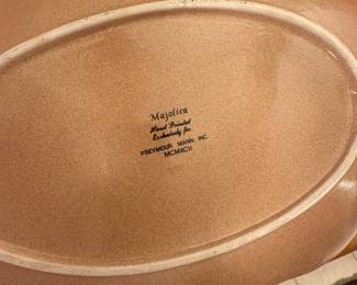 Majolica Platter. Photo 2 of 2.