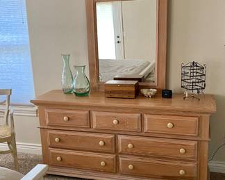 VERY NICE clean  Wood Dresser. NOTE THAT THIS IS A SMOKE FREE ESTATE 