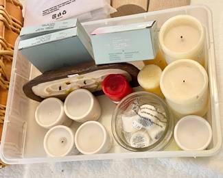 Group of vintage party lite items