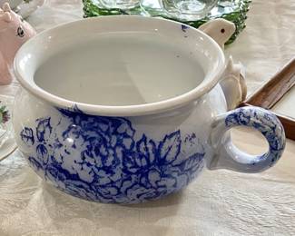 Vintage rare blue and white handled soup bowl?