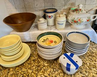 Fiesta yellow, plus other kitchenware