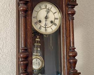 Antique Vienna smaller GERMAN WORKING drop clock.