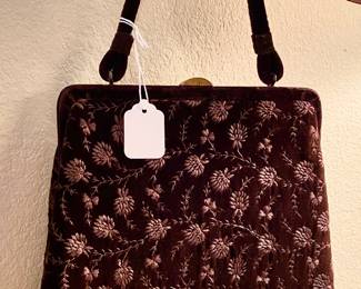 Vintage rare Suare Bag SUPER NICE LIKE NEW velvet ? handbag.