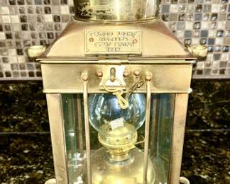 Cargo light oil lamp No. 3954, Great Britain 1939