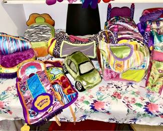 Groovy Doll beds, sofa, sleeping bags, vanity, etc.