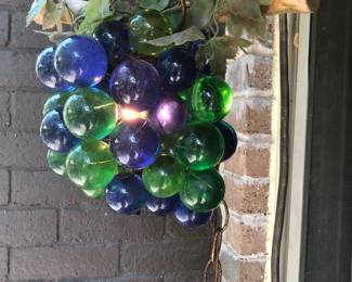 Vintage Grape Light