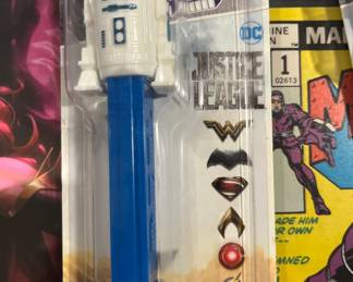 Error Pez Dispenser. Star Wars not part of Justice League