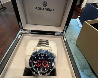 Brand new Aouanero watch