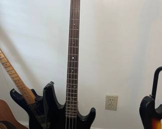 Washburn XB100 Glossy Black Electric Guitar 