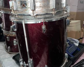 TAMA Rockstar Drum Set 