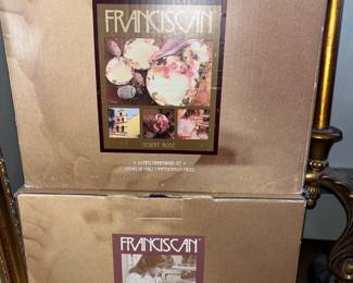 Franciscan Desert Rose 20 Piece Dinnerware set