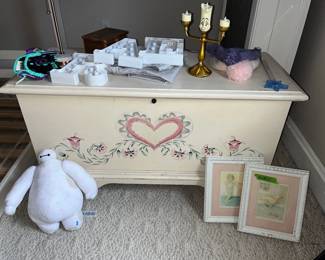Antique Shabby Chic Toy Chest 