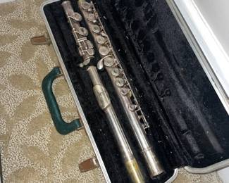 Gemeinhardt Flute 2SP w/ Hard Case 
