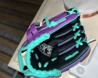 Girls Softball Glove 