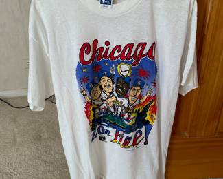 Vintage "Chicago is on Fire!" Graphic Tee
